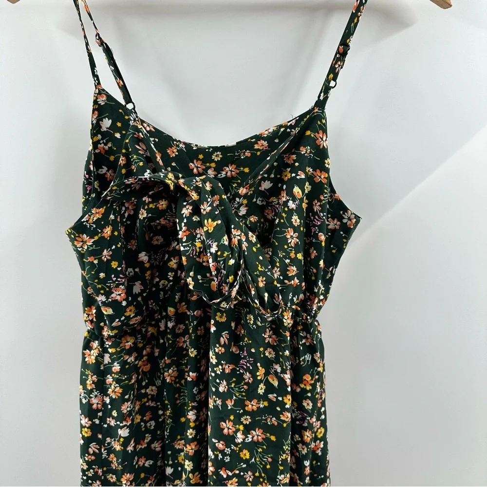 Green Floral Maxi Dress with Adjustable Straps and Back Tie – Size M - Picture 5 of 5